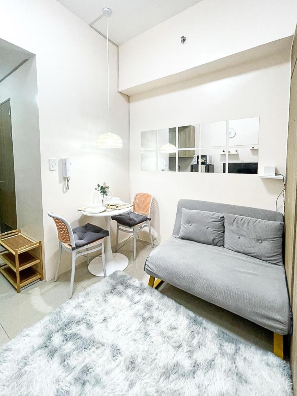 Bed & Breakfast Rosemary Shore 2 Residences 1br Pasay